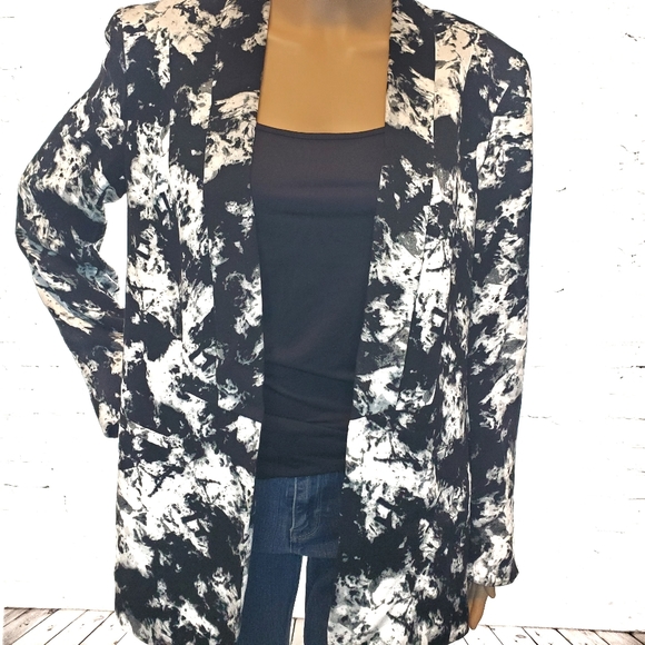 Rachel Roy Black Marblized Print Open Front Blazer - Picture 4 of 8